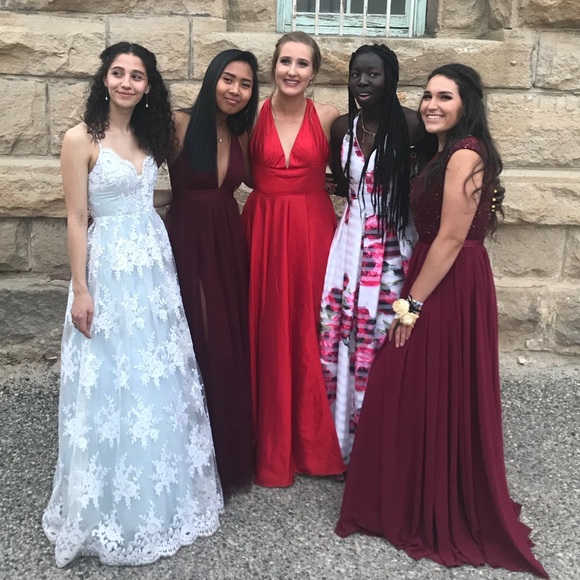 Prom Dress - Picture 2 of 5